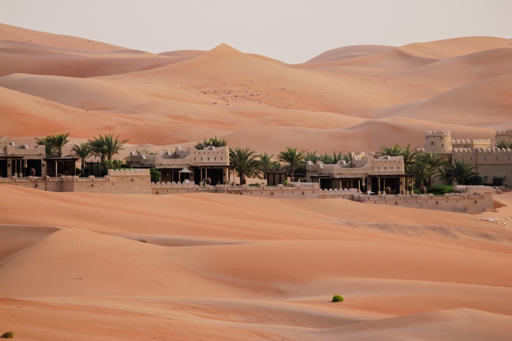Отель Bab Al Shams в Аравийской пустыне